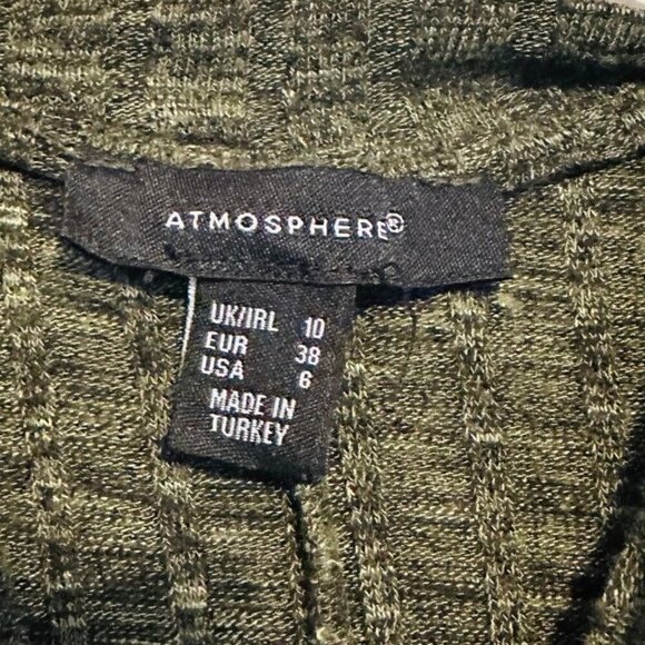 Atmosphere women’s long sleeve top small 6 green olive Long Knit shirt sweater - Picture 3 of 4